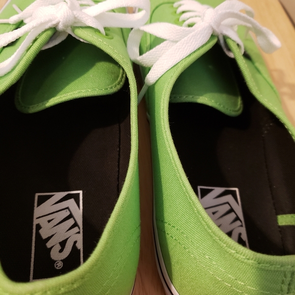 Van's Canvas Men's,  Size:11 - Picture 7 of 8